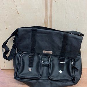 NWOT Calbin Klein Messenger Bag